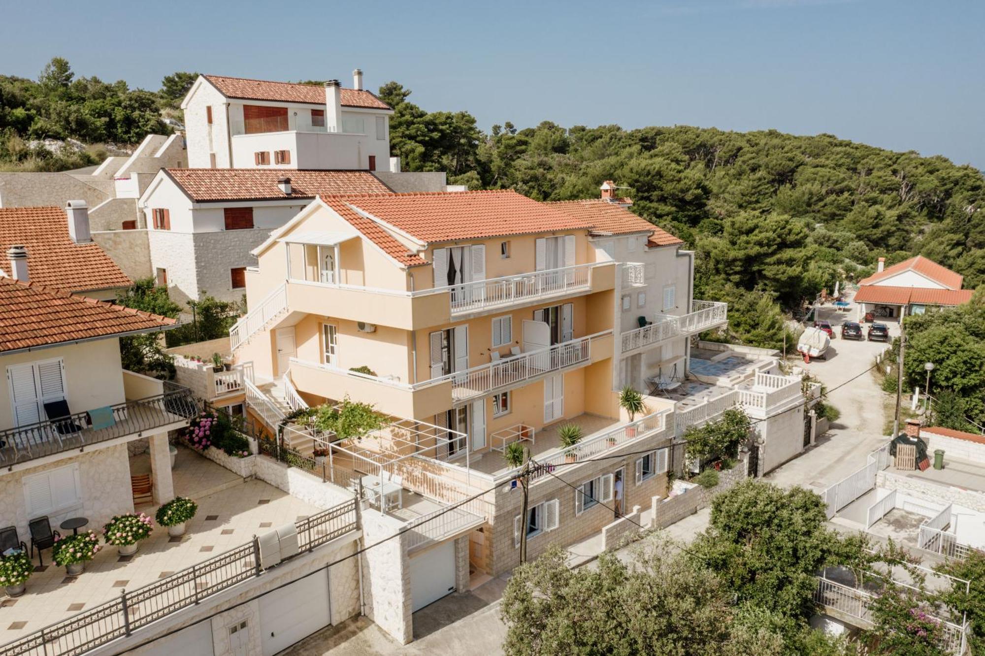 Apartments Sunny Elza هفار المظهر الخارجي الصورة